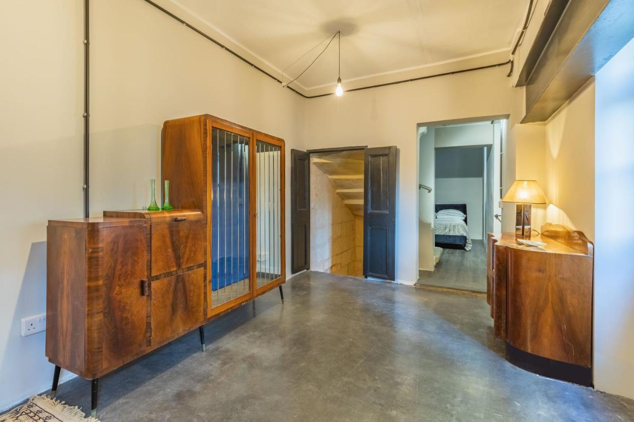 Stylish Retro Suites Il-Furjana Luaran gambar